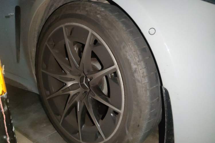 Used Mercedes-Benz CLE AMG 2024 AMG CLE 53 4MATIC+ Coupe Right Front Wheel Hub