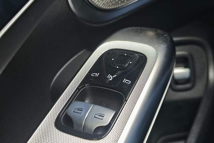 Used Mercedes-Benz CLE AMG 2025 AMG CLE 53 4MATIC+ Coupe Interior 8