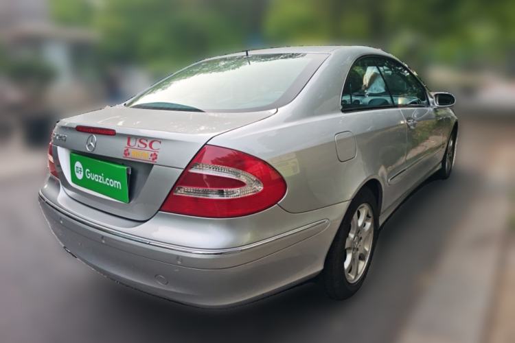 Used Mercedes-Benz CLK-Class 2004 CLK 240 Sports Coupe Rear Right 45 Deg