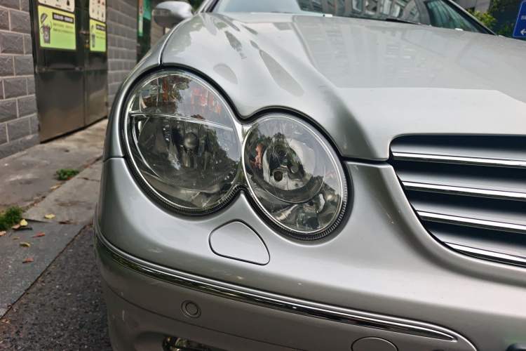 Used Mercedes-Benz CLK-Class 2004 CLK 240 Sports Coupe Right Front Headlight