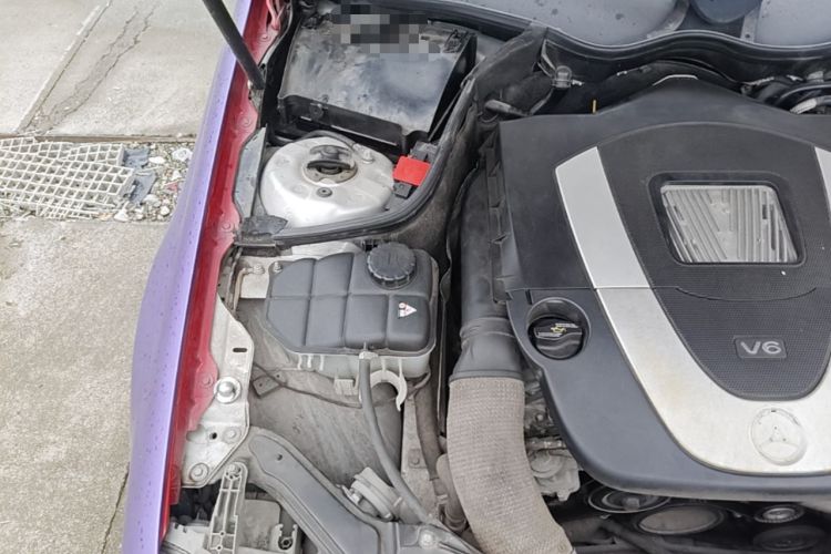 Used Mercedes-Benz CLK-Class 2006 CLK 280 Convertible Sports Car Engine Bay Right