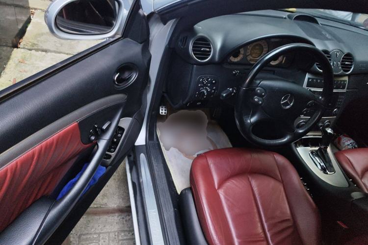Used Mercedes-Benz CLK-Class 2006 CLK 200K two-door coupe Driver Seat