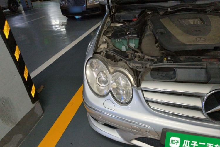 Used Mercedes-Benz CLK-Class 2006 CLK 350 two-door coupe Right Front Headlight