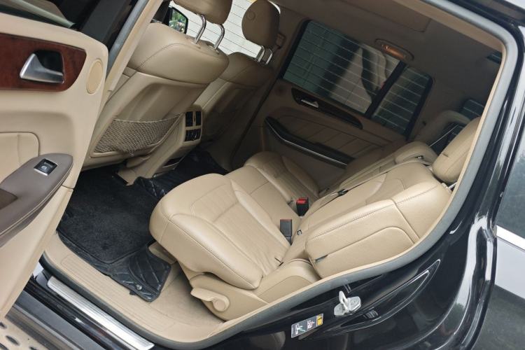 Used Mercedes-Benz CLK-Class  Left Rear Seat