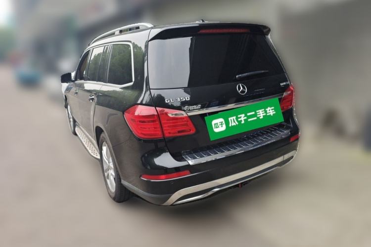 Used Mercedes-Benz CLK-Class  Rear Left 45 Deg