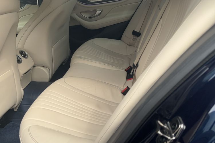 Used Mercedes-Benz CLS 2021 CLS 300 Sport Edition Interior 1