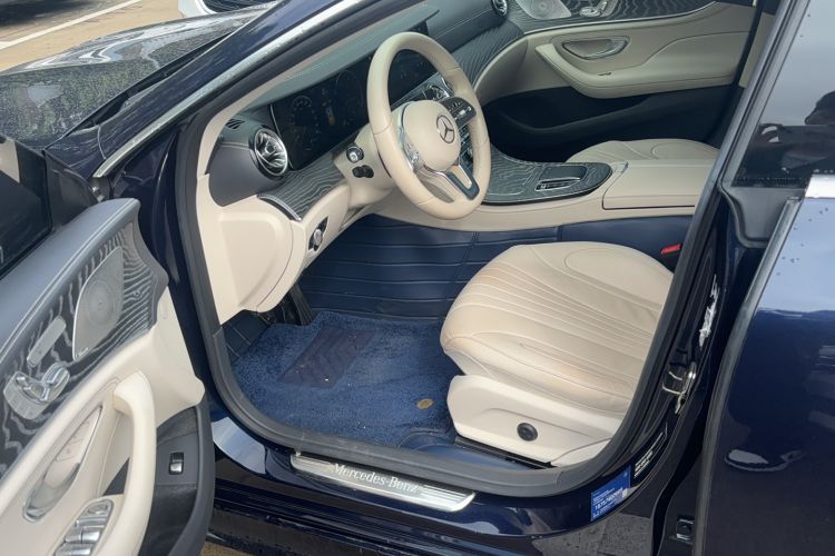 Used Mercedes-Benz CLS 2021 CLS 300 Sport Edition Interior 2