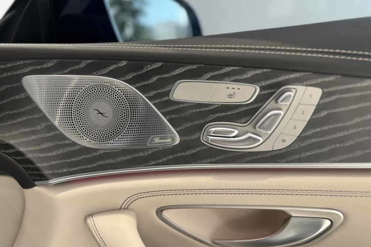 Used Mercedes-Benz CLS 2023 Refreshed CLS 300 Dynamic Edition Interior 11