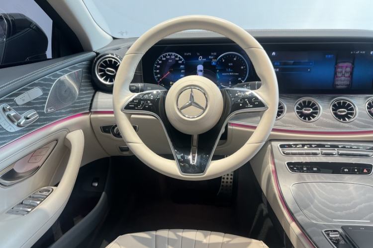 Used Mercedes-Benz CLS 2023 Refreshed CLS 300 Dynamic Edition Steering Wheel