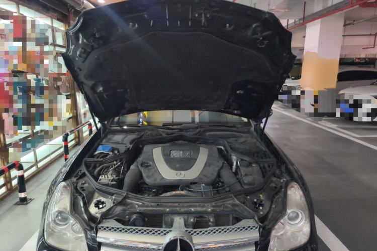 Used Mercedes-Benz CLS 2009 CLS 300 Engine Bay