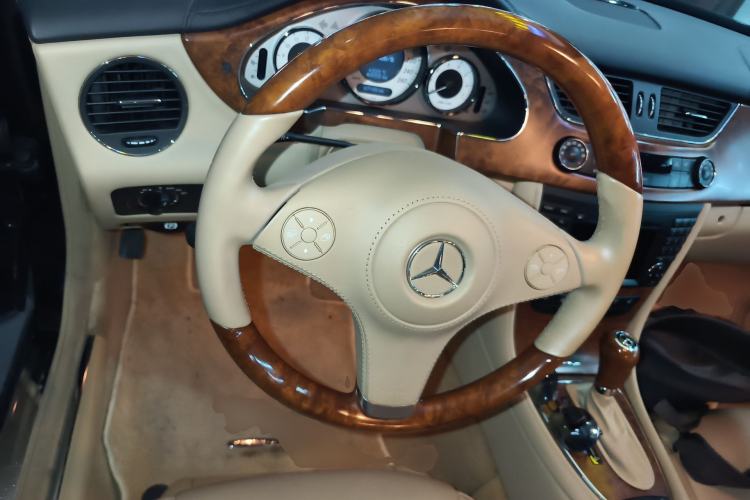 Used Mercedes-Benz CLS 2009 CLS 300 Steering Wheel