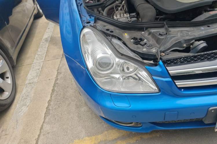 Used Mercedes-Benz CLS 2009 CLS 300 Right Front Headlight