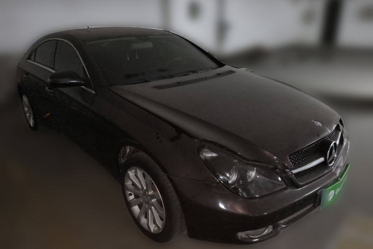 Used Mercedes-Benz CLS 2009 CLS 300 Front Right 45 Deg