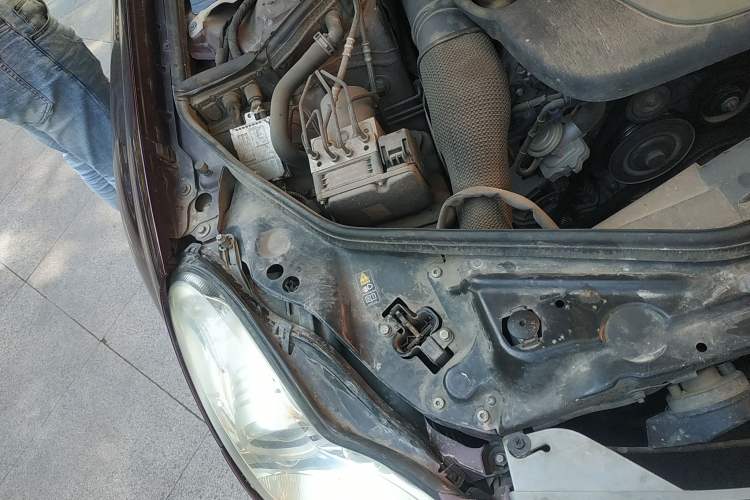 Used Mercedes-Benz CLS 2009 CLS 300 Engine Bay Right