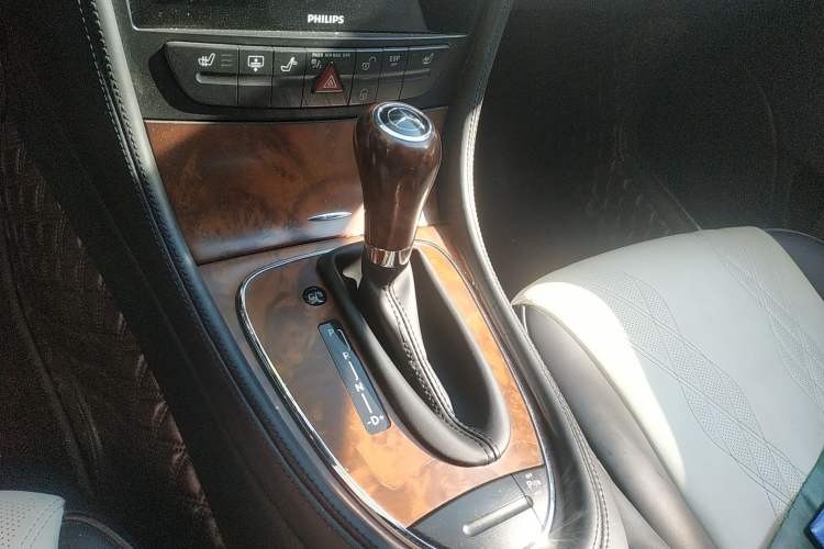 Used Mercedes-Benz CLS 2009 CLS 300 Gear Lever