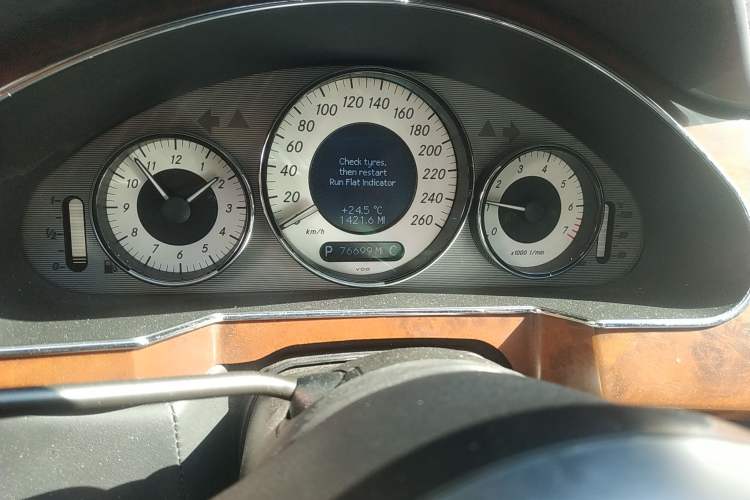 Used Mercedes-Benz CLS 2009 CLS 300 Instrument Cluster