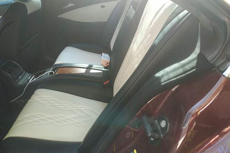 Used Mercedes-Benz CLS 2009 CLS 300 Left Rear Seat