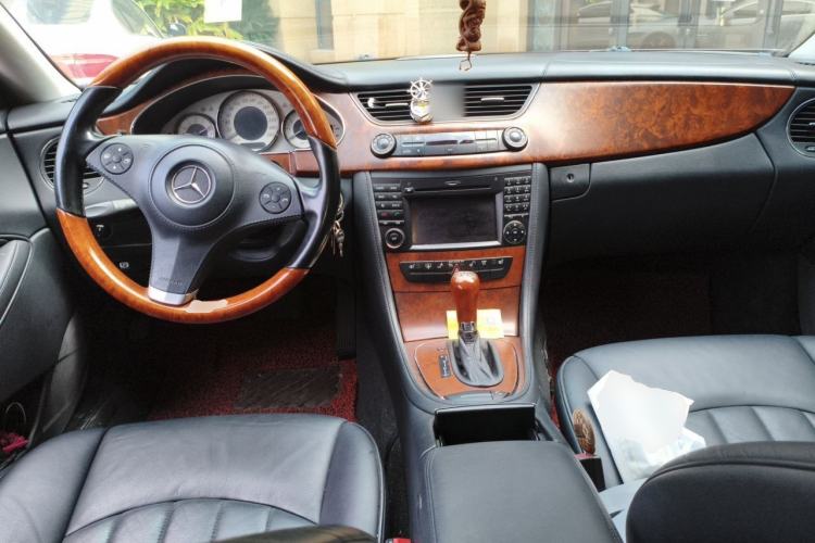 Used Mercedes-Benz CLS 2009 CLS 300 Center Console
