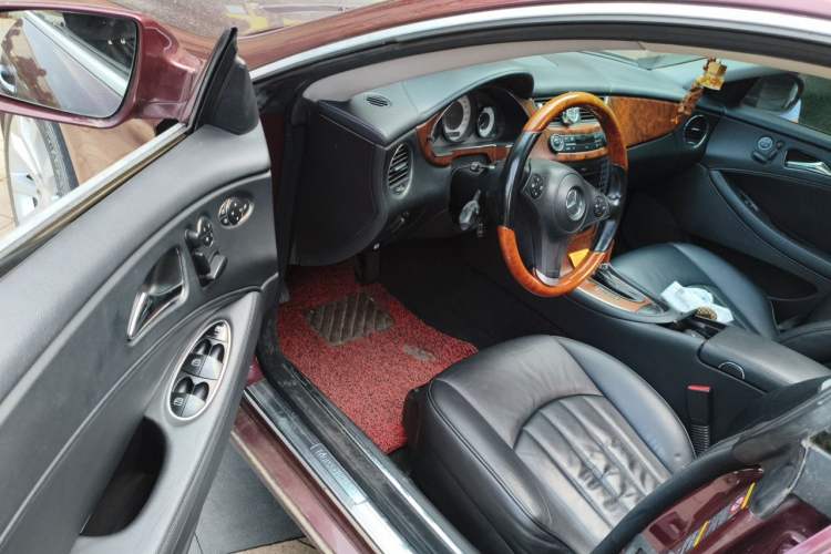 Used Mercedes-Benz CLS 2009 CLS 300 Driver Seat