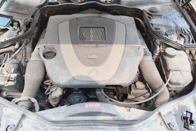 Used Mercedes-Benz CLS 2009 CLS 300 Engine Bay