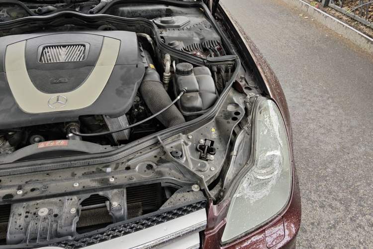 Used Mercedes-Benz CLS 2009 CLS 350 Engine Bay Left