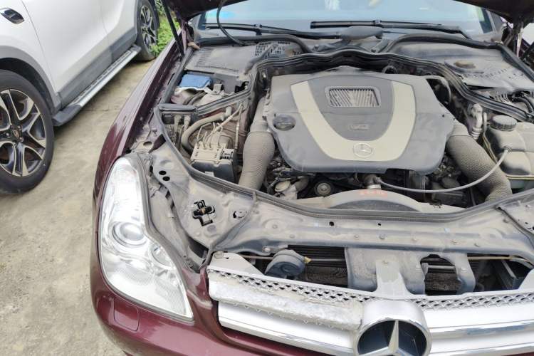 Used Mercedes-Benz CLS 2009 CLS 300 Engine Bay Right