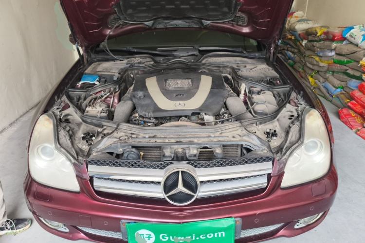 Used Mercedes-Benz CLS 2009 CLS 300 Engine Bay