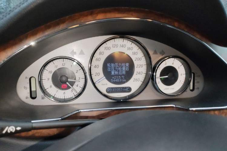 Used Mercedes-Benz CLS 2009 CLS 300 Instrument Cluster