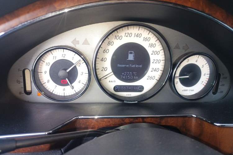 Used Mercedes-Benz CLS 2009 CLS 300 Instrument Cluster