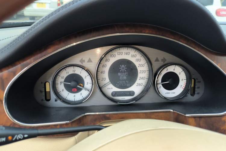 Used Mercedes-Benz CLS 2009 CLS 300 Instrument Cluster