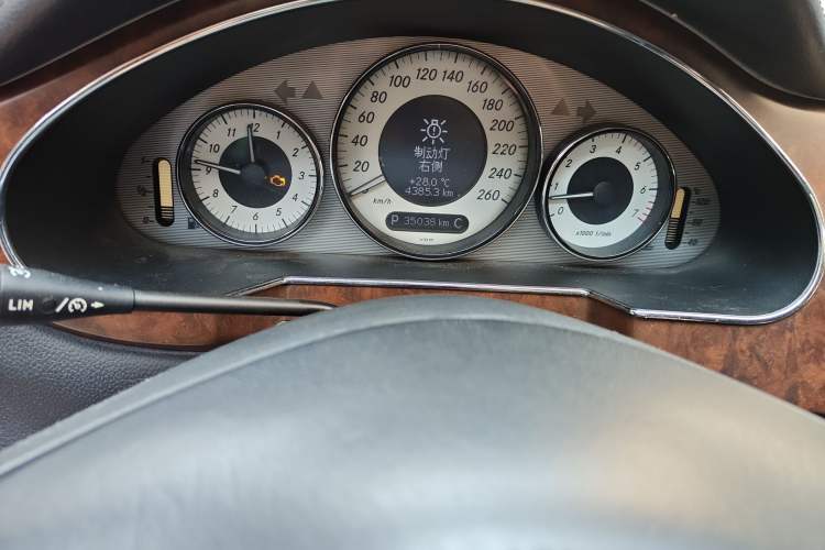 Used Mercedes-Benz CLS 2009 CLS 300 Instrument Cluster