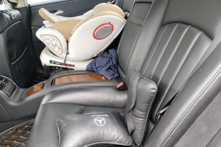 Used Mercedes-Benz CLS 2009 CLS 300 Left Rear Seat
