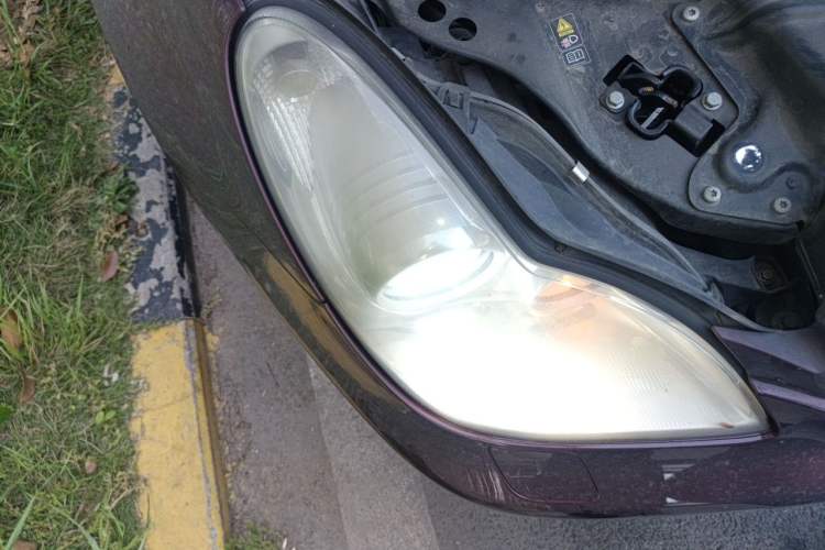 Used Mercedes-Benz CLS 2009 CLS 300 Right Front Headlight