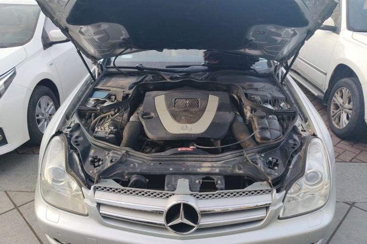 Used Mercedes-Benz CLS 2009 CLS 300 Engine Bay