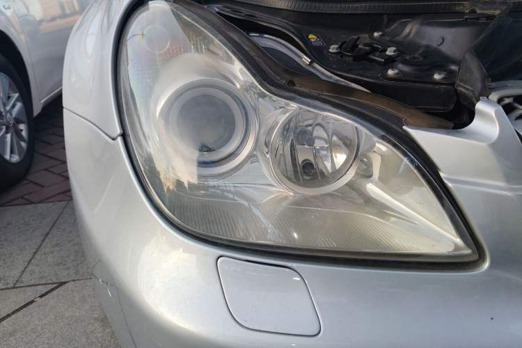 Used Mercedes-Benz CLS 2009 CLS 300 Right Front Headlight