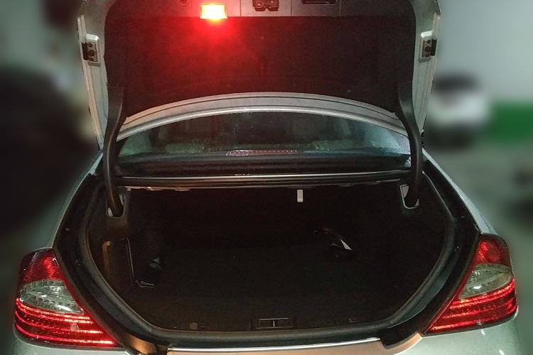 Used Mercedes-Benz CLS 2009 CLS 300 Trunk