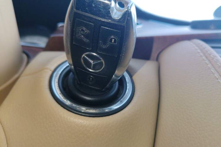 Used Mercedes-Benz CLS 2009 CLS 300 Vehicle Key