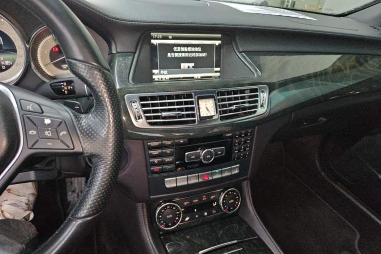 Used Mercedes-Benz CLS 2012 CLS 300 CGI Audio And AC Panel