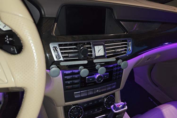 Used Mercedes-Benz CLS 2012 CLS 300 CGI Audio And AC Panel