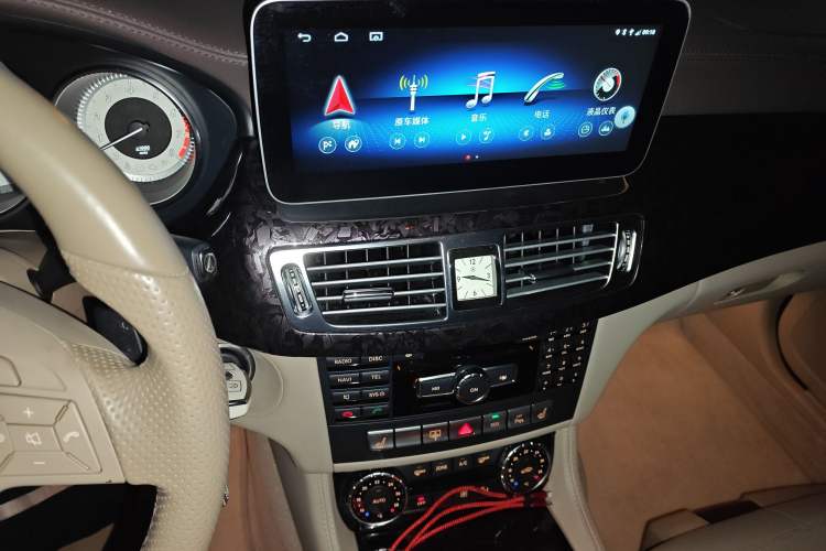 Used Mercedes-Benz CLS 2012 CLS 300 CGI Audio And AC Panel