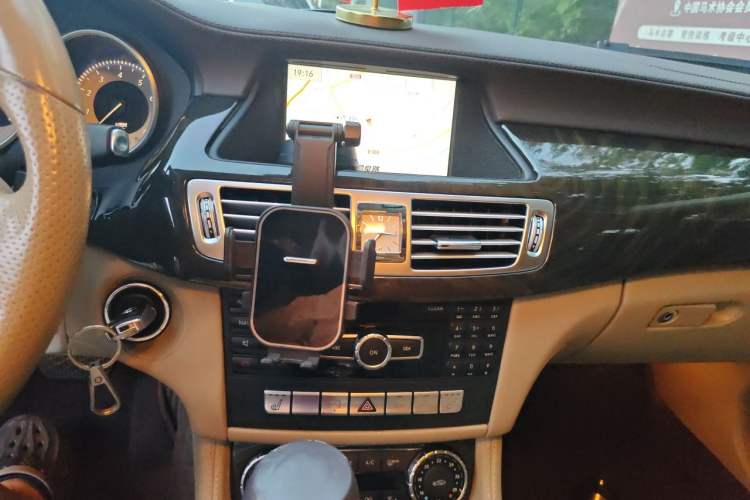 Used Mercedes-Benz CLS 2012 CLS 300 CGI Audio And AC Panel
