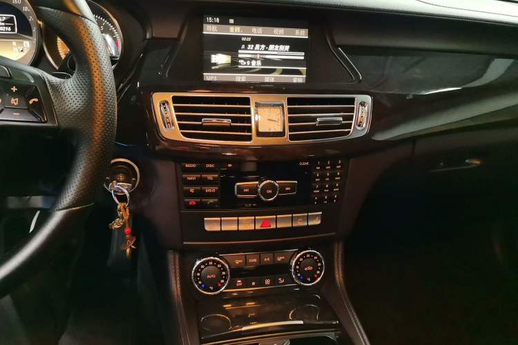 Used Mercedes-Benz CLS 2012 CLS 300 CGI Audio And AC Panel