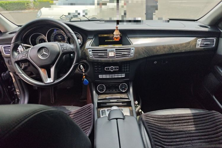 Used Mercedes-Benz CLS 2012 CLS 300 CGI Center Console