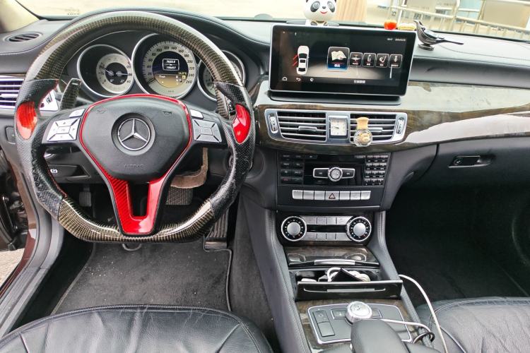 Used Mercedes-Benz CLS 2012 CLS 300 CGI Center Console