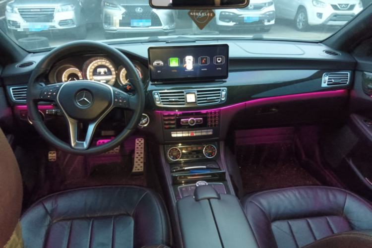Used Mercedes-Benz CLS 2012 CLS 300 CGI Center Console