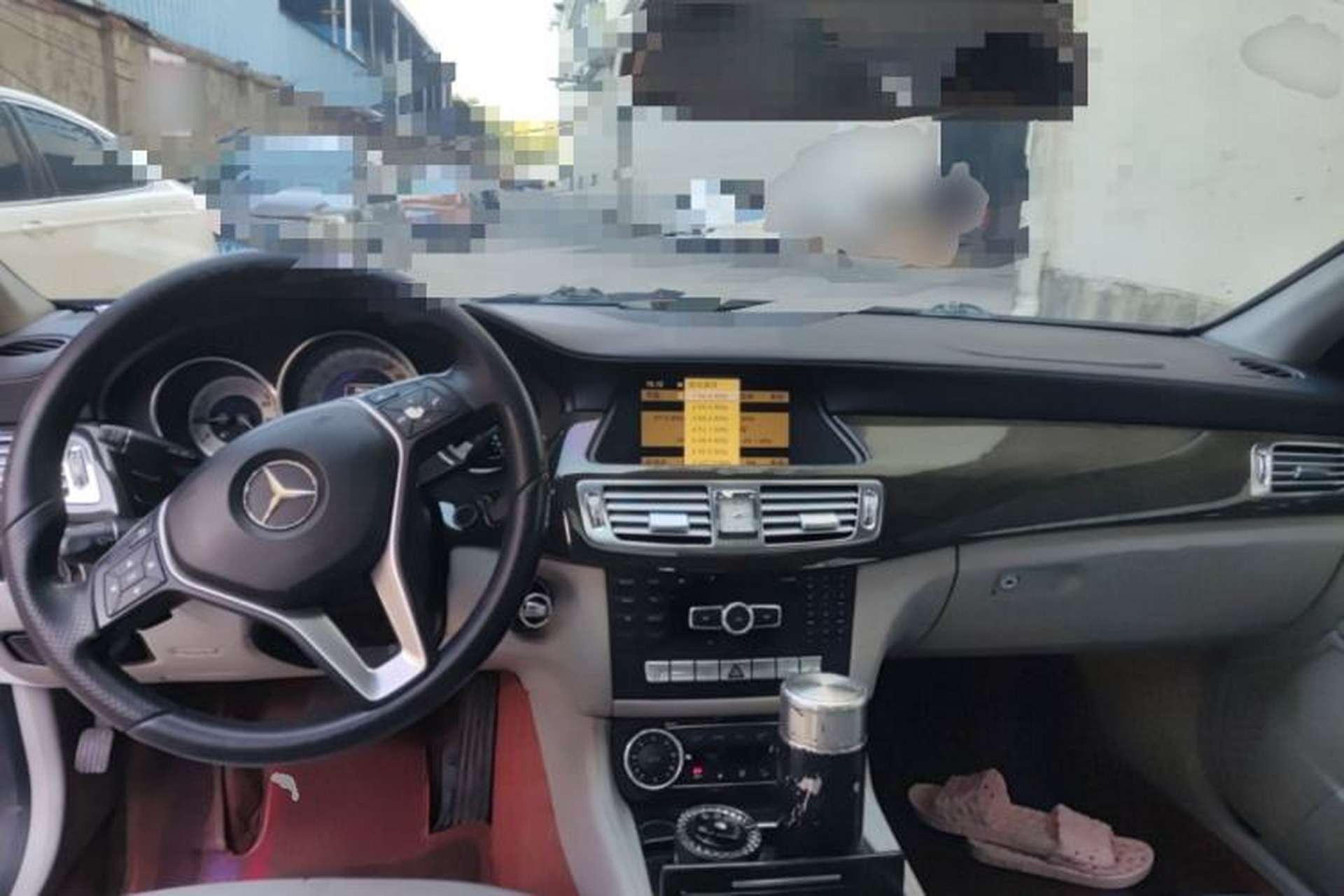Used Mercedes-Benz CLS 2012 CLS 300 CGI Center Console