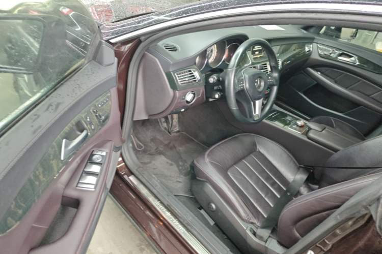 Used Mercedes-Benz CLS 2012 CLS 300 CGI Driver Seat