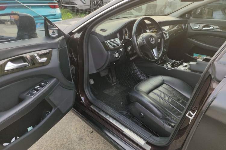 Used Mercedes-Benz CLS 2012 CLS 300 CGI Driver Seat