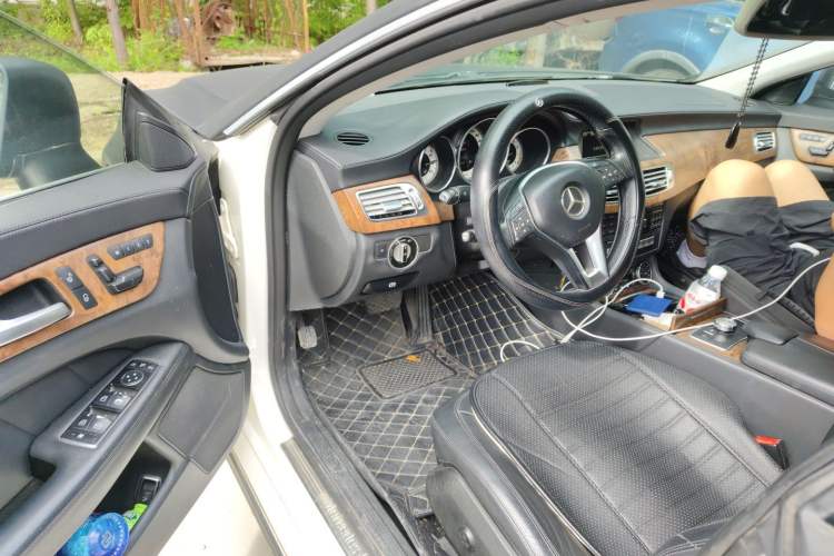 Used Mercedes-Benz CLS 2012 CLS 300 CGI Driver Seat