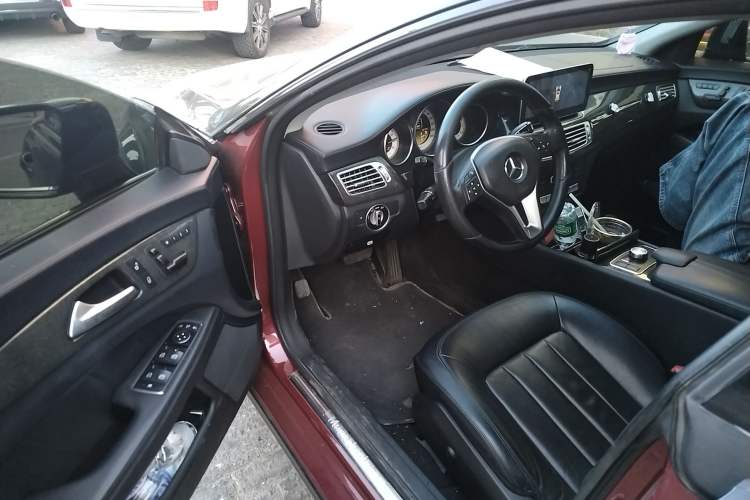 Used Mercedes-Benz CLS 2012 CLS 300 CGI Driver Seat